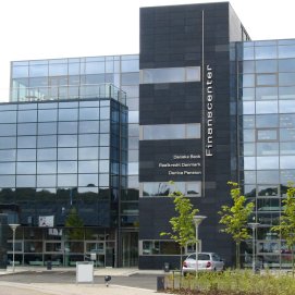 Finanscenter Vejle med facade fra HSHansen